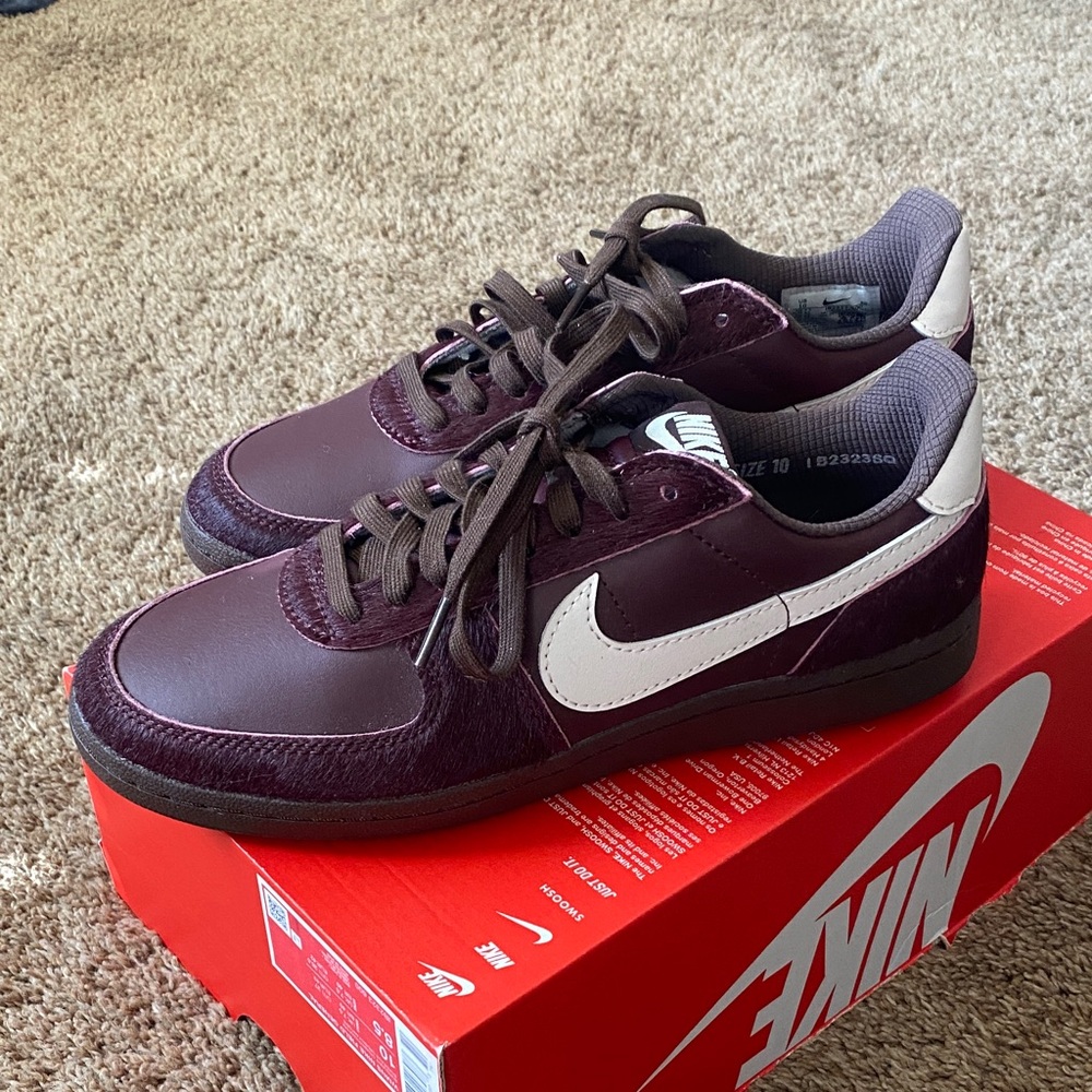 Nike | NIB Unisex Fur Sneakers - Picture 2 of 10